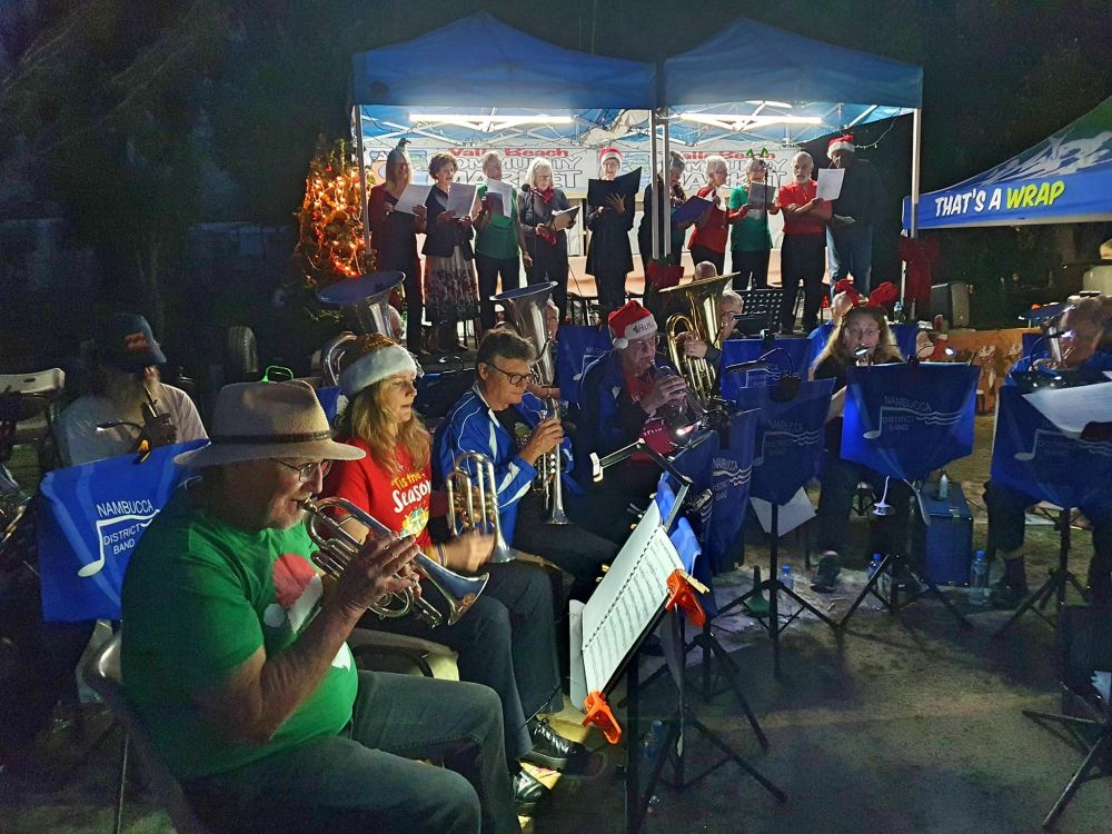 Featured image for “Valla Beach Community Christmas Carols”