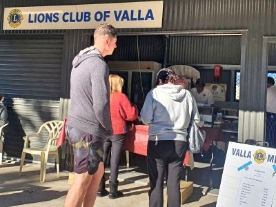 Lions Club at Valla Beach Markets